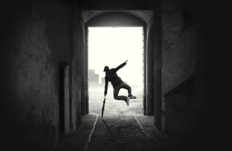 TEXTIEL MET ZILVERGAREN DRAGEN TEGEN DE GEVOLGEN VAN SCLERODERMIE